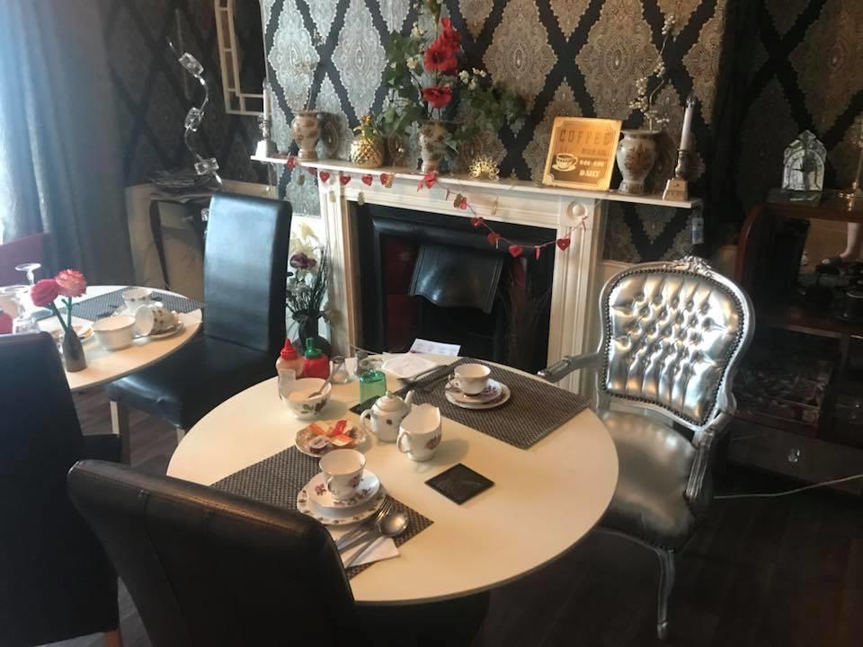 The Bay - Only Guest house *